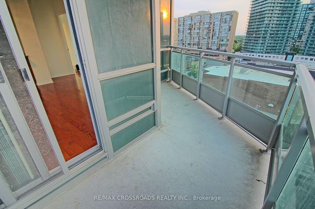 810 - 18 Holmes Ave, Condo with 2 bedrooms, 2 bathrooms and 1 parking in Toronto ON | Image 11