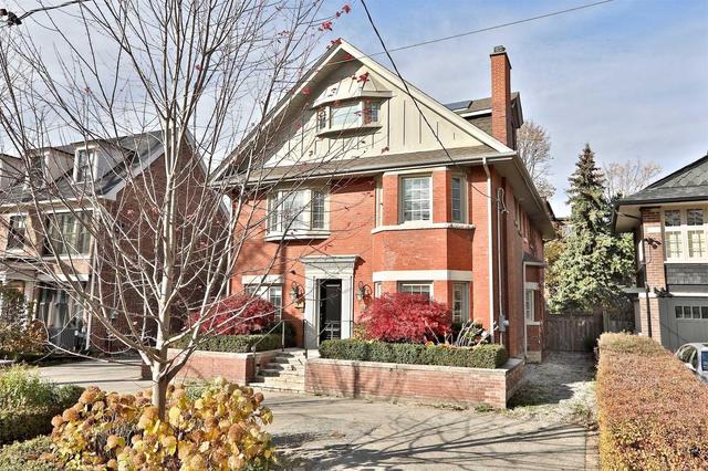 18 Montclair Ave, House detached with 7 bedrooms, 6 bathrooms and 7 parking in Toronto ON | Image 1