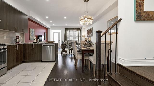 49 Lady Evelyn Cres, House attached with 4 bedrooms, 4 bathrooms and 4 parking in Brampton ON | Image 30