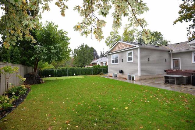 873 Eagle Dr, House detached with 4 bedrooms, 3 bathrooms and 6 parking in Burlington ON | Image 19