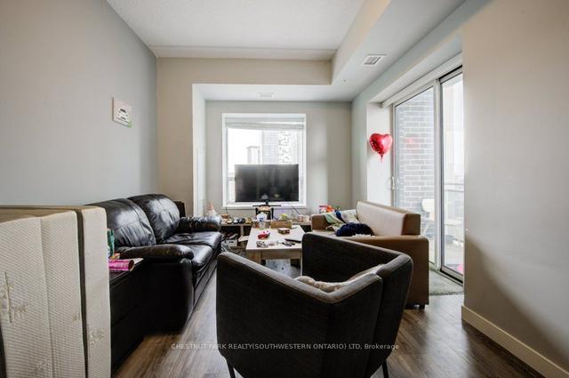 605 - 318 Spruce St, Condo with 2 bedrooms, 2 bathrooms and 1 parking in Waterloo ON | Image 8