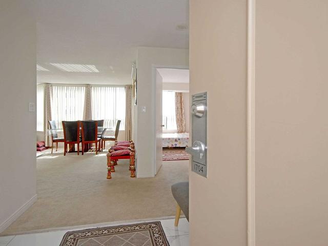 1704 - 135 Hillcrest Ave, Condo with 2 bedrooms, 2 bathrooms and 1 parking in Mississauga ON | Image 37