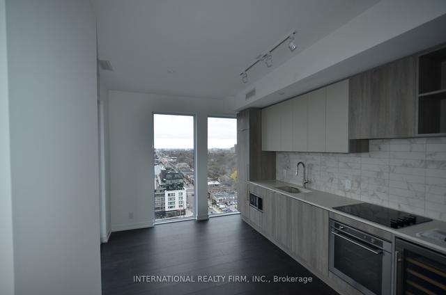 1705 - 2020 Bathurst St, Condo with 3 bedrooms, 2 bathrooms and 1 parking in Toronto ON | Image 28
