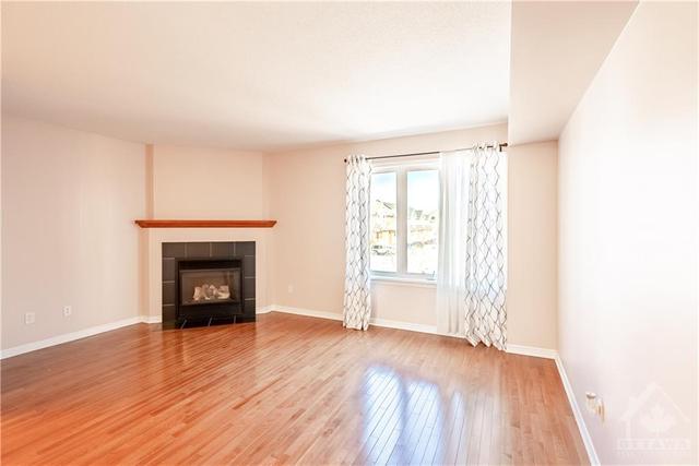 253 - 90 Edenvale Drive, Townhouse with 3 bedrooms, 3 bathrooms and 1 parking in Ottawa ON | Image 13