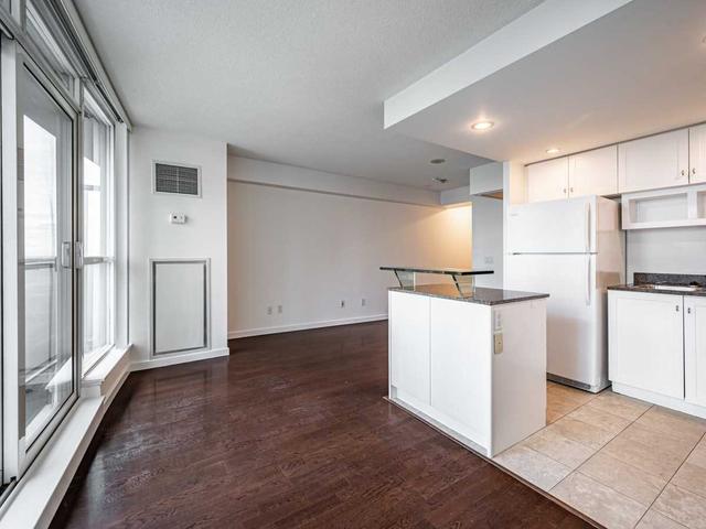 1804 - 8 York St, Condo with 1 bedrooms, 1 bathrooms and 1 parking in Toronto ON | Image 14