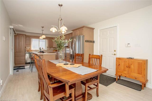 2259 Bellsmith Court, House detached with 4 bedrooms, 3 bathrooms and 6 parking in London ON | Image 5
