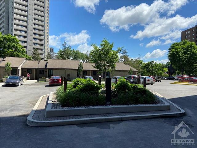 1171 Ambleside Drive, Condo with 1 bedrooms, 1 bathrooms and 1 parking in Ottawa ON | Image 3