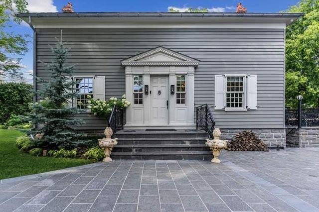 90 Burndale Ave, House detached with 3 bedrooms, 4 bathrooms and 8 parking in Toronto ON | Image 2