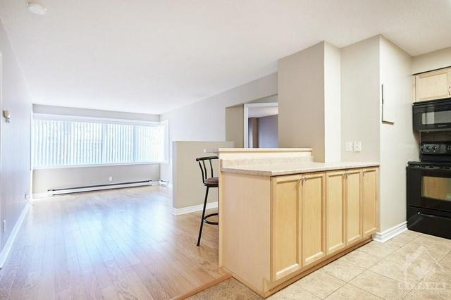101 - 225 Alvin Road, Condo with 2 bedrooms, 2 bathrooms and 1 parking in Ottawa ON | Image 4