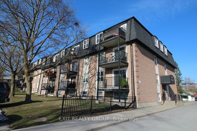 106 - 25 College St E, Condo with 1 bedrooms, 1 bathrooms and 1 parking in Belleville ON | Image 1