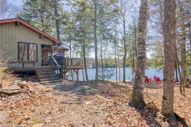 2323 Grindstone Lake Road, House detached with 2 bedrooms, 1 bathrooms and 4 parking in North Frontenac ON | Image 20