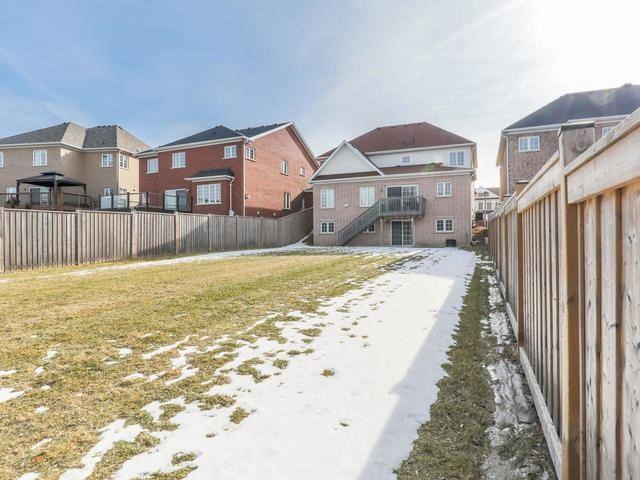 1181 Salmers Dr, House detached with 4 bedrooms, 4 bathrooms and 4 parking in Oshawa ON | Image 20