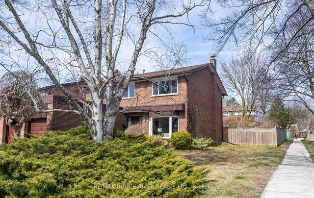 124 Acheson Blvd, House detached with 4 bedrooms, 3 bathrooms and 4 parking in Toronto ON | Image 34