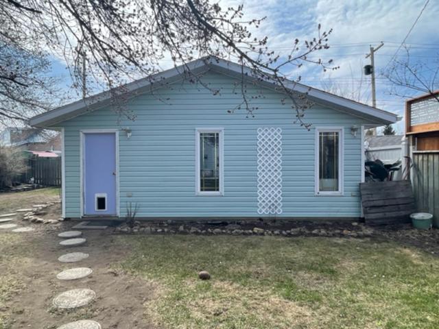 307 5 Avenue W, House detached with 3 bedrooms, 2 bathrooms and 4 parking in Hanna AB | Image 37
