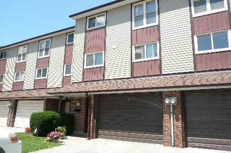 80 Yellow Birchway St, Townhouse with 3 bedrooms, 2 bathrooms and 2 parking in Toronto ON | Image 1