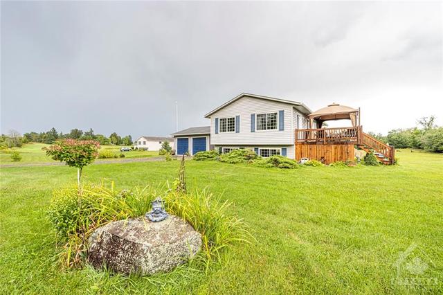273 Concession 11a Road, House detached with 3 bedrooms, 2 bathrooms and 8 parking in Lanark Highlands ON | Image 23