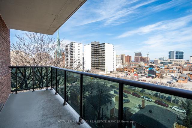 601 - 81 Charlton Ave E, Condo with 2 bedrooms, 1 bathrooms and 1 parking in Hamilton ON | Image 11