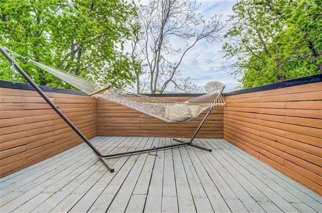16 Austin Ave, House semidetached with 3 bedrooms, 4 bathrooms and 1 parking in Toronto ON | Image 16