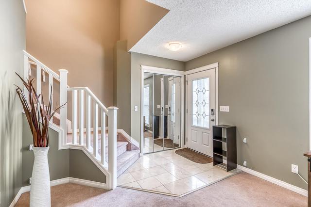 38 New Brighton Green Se, House detached with 3 bedrooms, 3 bathrooms and 2 parking in Calgary AB | Image 3