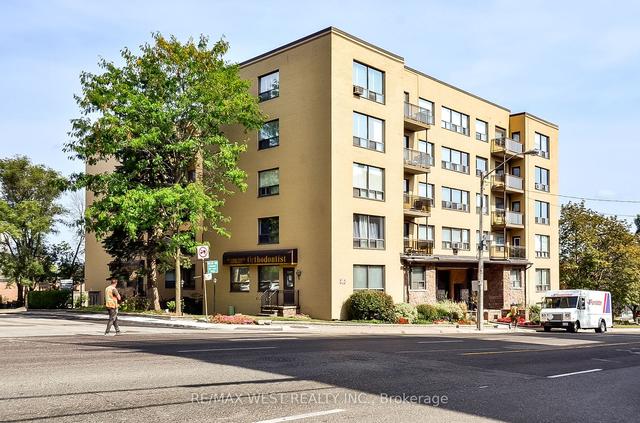 603 - 740 Eglinton Ave W, Condo with 1 bedrooms, 1 bathrooms and 0 parking in Toronto ON | Image 1