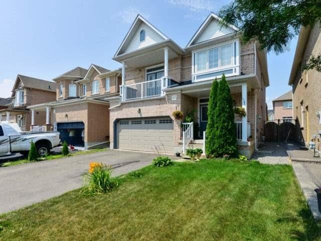 64 Hardgate Cres, House detached with 4 bedrooms, 4 bathrooms and 4 parking in Brampton ON | Image 2