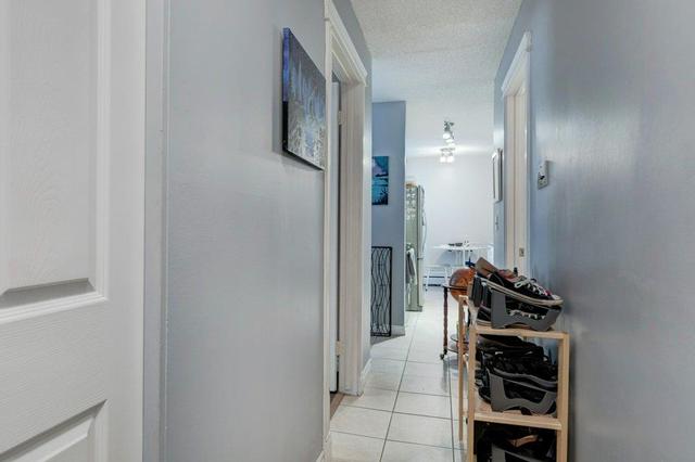 22 - 1703 11 Avenue Sw, Condo with 1 bedrooms, 1 bathrooms and 1 parking in Calgary AB | Card Image