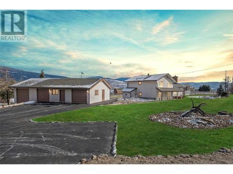 186 Stepping Stones Crescent, Vernon, BC, V1H1X2 | Card Image