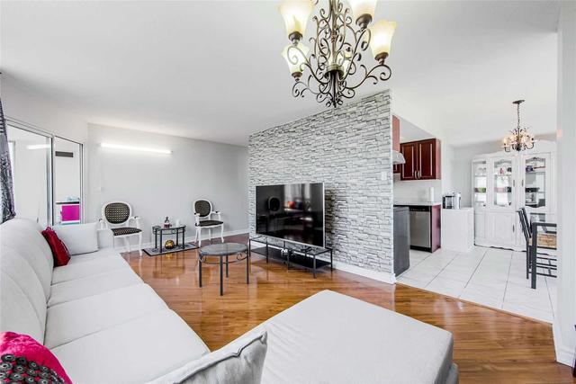 1202 - 10 Markbrook Lane, Condo with 2 bedrooms, 2 bathrooms and 2 parking in Toronto ON | Image 26