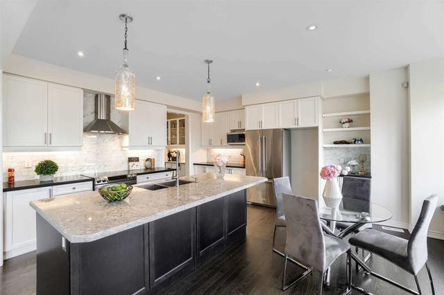 97 Antibes Dr, House detached with 4 bedrooms, 4 bathrooms and 6 parking in Brampton ON | Image 7