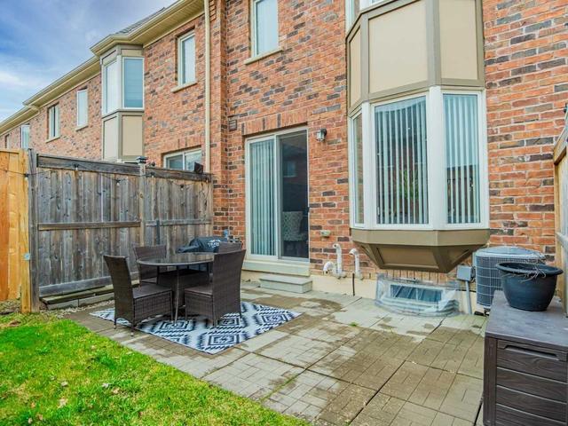 39 Utopia Way, House attached with 3 bedrooms, 2 bathrooms and 2 parking in Brampton ON | Image 24