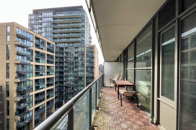 1006 - 25 Oxley St, Condo with 2 bedrooms, 2 bathrooms and 1 parking in Toronto ON | Image 24