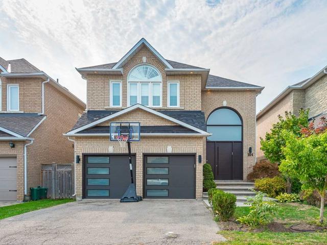 104 Macarthur Dr, House detached with 4 bedrooms, 5 bathrooms and 4 parking in Vaughan ON | Image 1