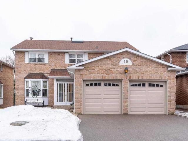 19 Esker Dr, House detached with 4 bedrooms, 3 bathrooms and 2 parking in Brampton ON | Image 1