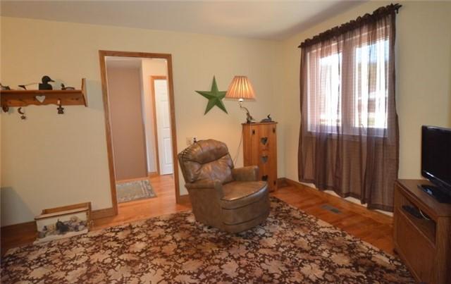 1266 Porter Rd, Home with 3 bedrooms, 3 bathrooms and 10 parking in Kawartha Lakes ON | Image 8