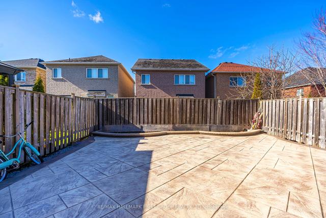 22 Barden Cres, House detached with 4 bedrooms, 4 bathrooms and 3 parking in Ajax ON | Image 32
