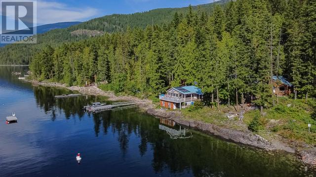lot 1 Pete Martin Bay, House detached with 8 bedrooms, 1 bathrooms and null parking in Columbia Shuswap E BC | Image 47