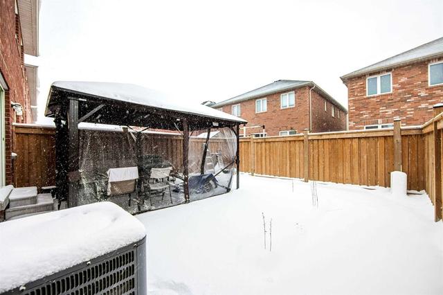 240 Brussels Ave, House semidetached with 4 bedrooms, 4 bathrooms and 2 parking in Brampton ON | Image 32