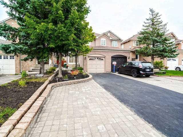7157 Black Walnut Tr, House semidetached with 3 bedrooms, 3 bathrooms and 4 parking in Mississauga ON | Image 12