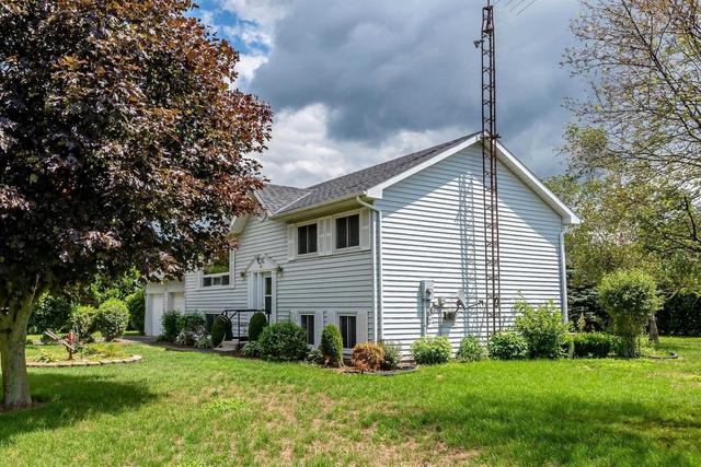 2 Rosemarie Blvd, House detached with 2 bedrooms, 1 bathrooms and 6 parking in Norfolk County ON | Image 23