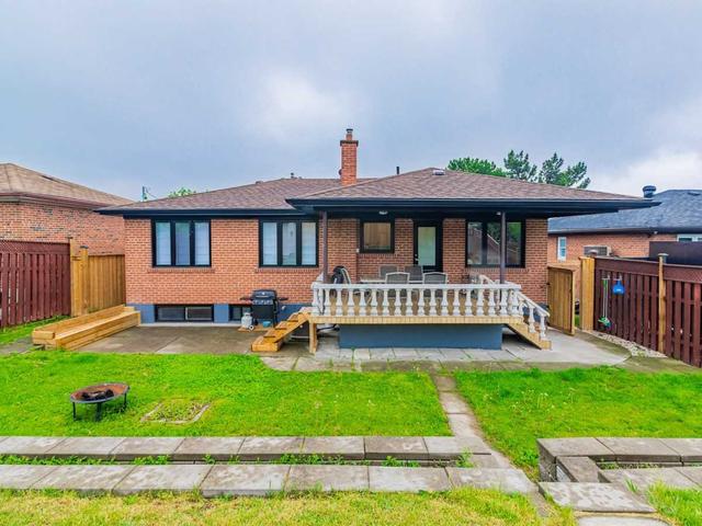 92 Beckett Ave, House detached with 3 bedrooms, 3 bathrooms and 5 parking in Toronto ON | Image 19