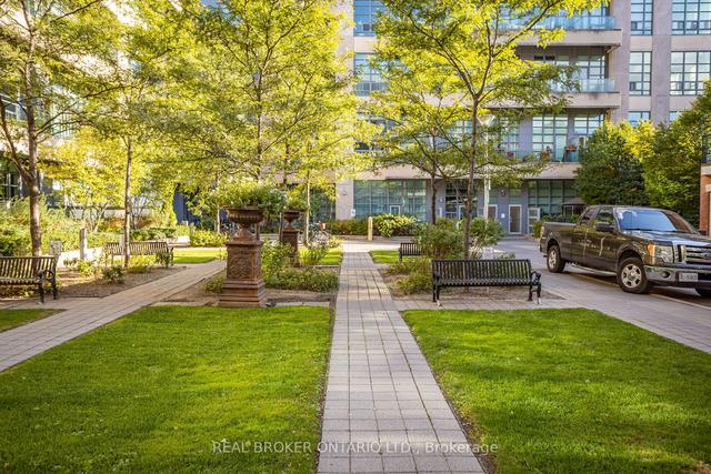 221 - 377 Madison Ave, Condo with 1 bedrooms, 1 bathrooms and 0 parking in Toronto ON | Image 33