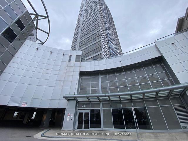 606 - 38 Lee Centre Dr, Condo with 1 bedrooms, 1 bathrooms and 1 parking in Toronto ON | Image 1