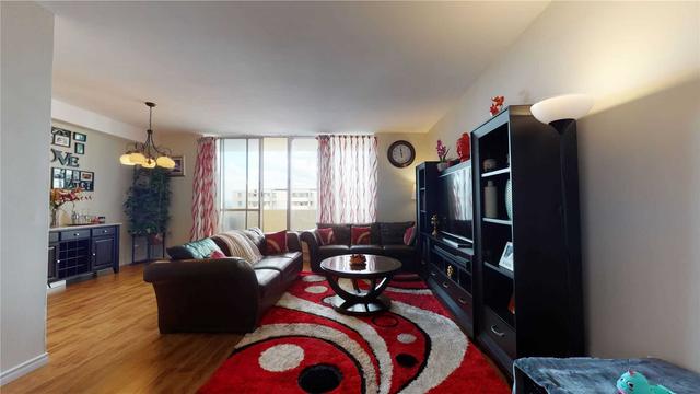 ph04 - 5 Massey Sq, Condo with 2 bedrooms, 1 bathrooms and 0 parking in Toronto ON | Image 12