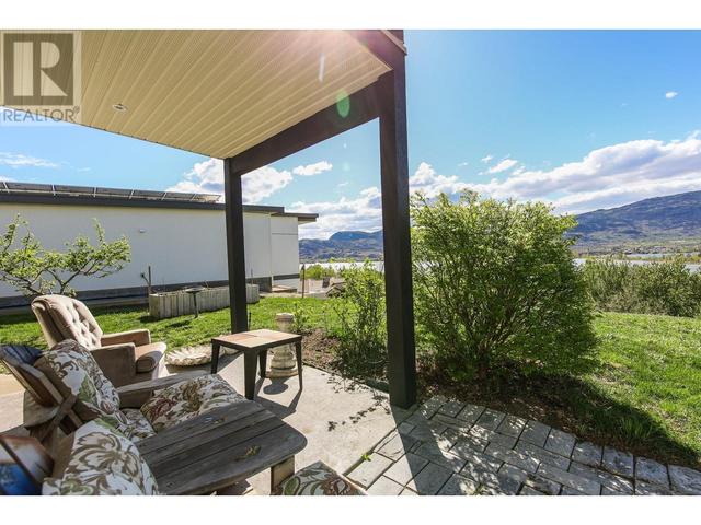 4004 39th Street, House detached with 2 bedrooms, 2 bathrooms and 3 parking in Okanagan Similkameen A BC | Image 40