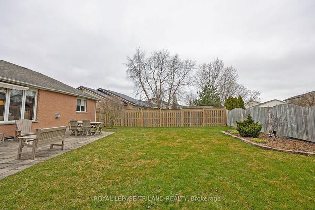 278 Mcgarrell Dr, House detached with 3 bedrooms, 2 bathrooms and 4 parking in London ON | Image 35
