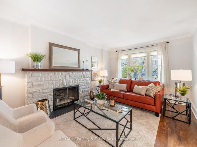 349 Castlefield Ave, House detached with 4 bedrooms, 3 bathrooms and 2 parking in Toronto ON | Image 36