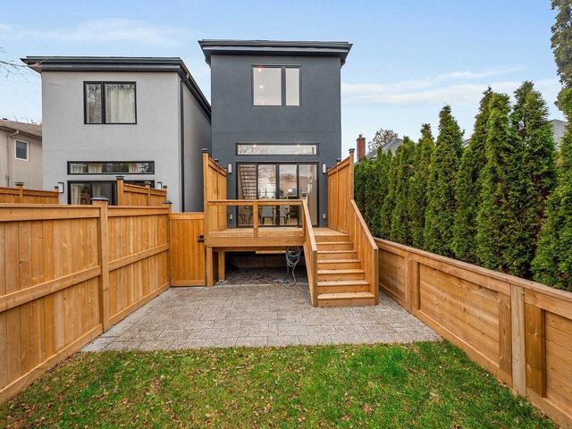 7b Everett Cres, House detached with 3 bedrooms, 3 bathrooms and 3 parking in Toronto ON | Image 33