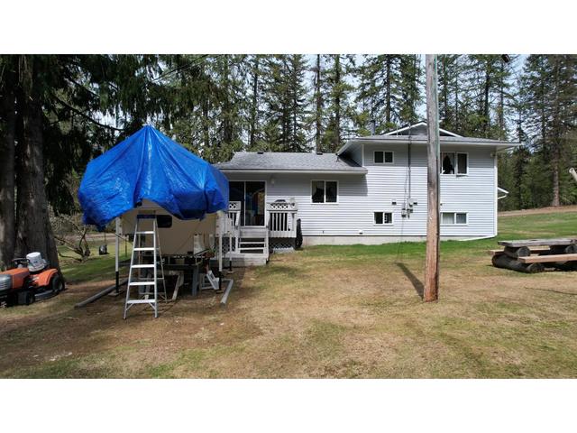4521 - 49 Creek Road, House detached with 3 bedrooms, 2 bathrooms and null parking in Central Kootenay E BC | Image 26