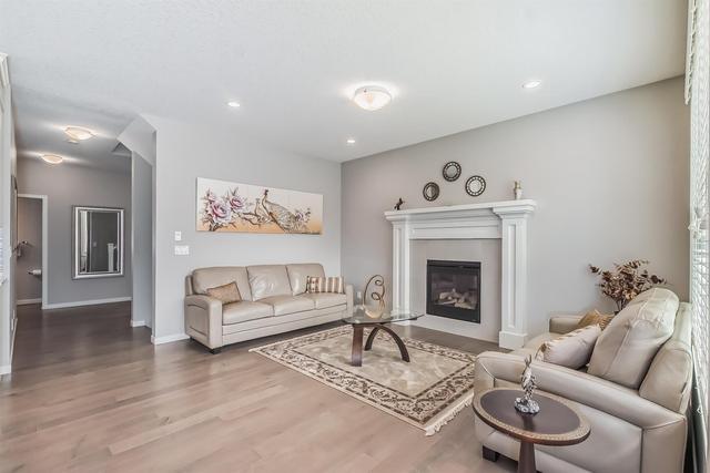 129 West Grove Way Sw, House detached with 4 bedrooms, 3 bathrooms and 4 parking in Calgary AB | Image 8