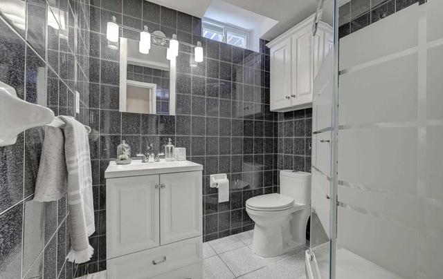 23 Stratton Cres, House detached with 4 bedrooms, 4 bathrooms and 4 parking in Whitby ON | Image 24